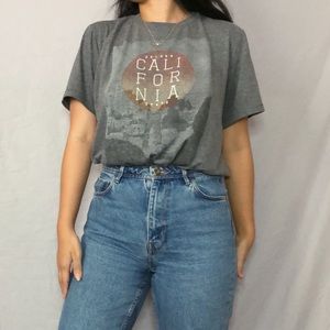 California grey tee